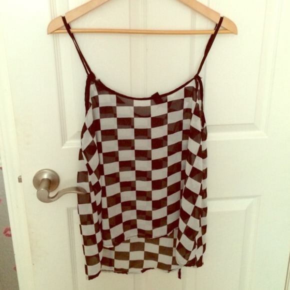 🚫SOLD🚫Checkered Top - Picture 2 of 3