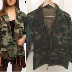 🚫SOLD🚫Vintage Military Jacket