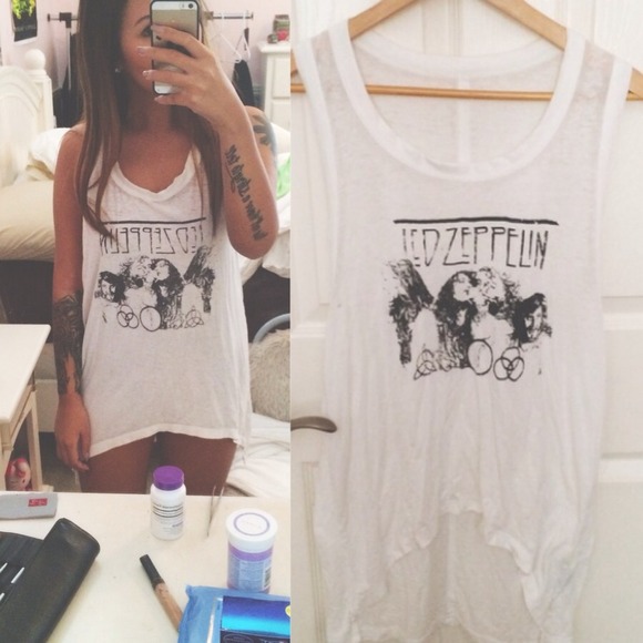🚫SOLD🚫RARE Led Zepplin High Low Top 👽✌️