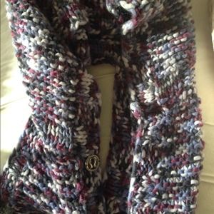 Hooded knit shawl from Lululemon