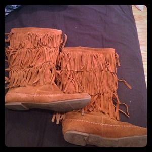 Fringe boots RESERVED