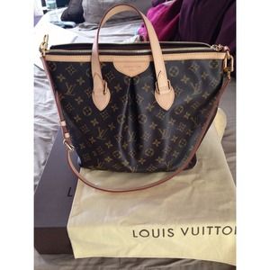 SOLD!!!Authentic Louis Vuitton Palermo PM