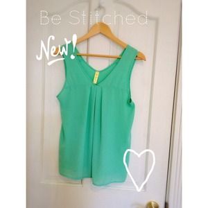 Bee Stitched Top