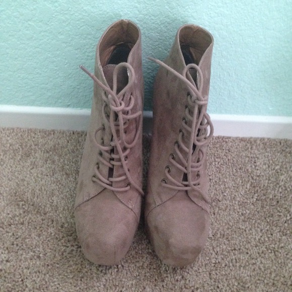 Jeffrey campbell lita boot look alikes