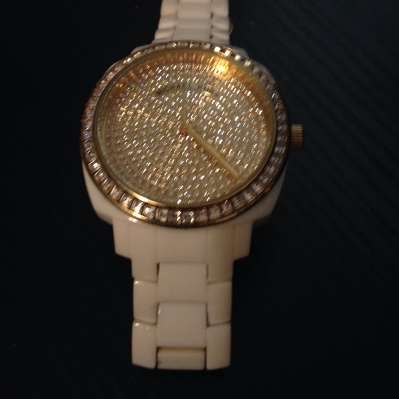 MIchael kor authentic watch beautiful