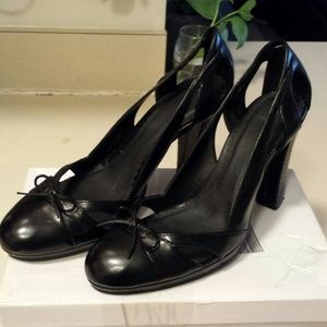 La Redoute cut out Pumps