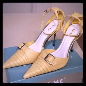 Miss Me pointy toe stilettos