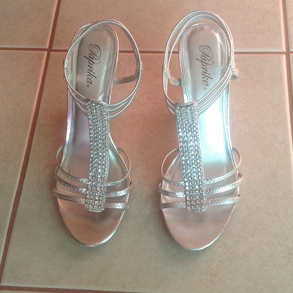 Allie silver rhinestone sandal - Picture 2 of 2
