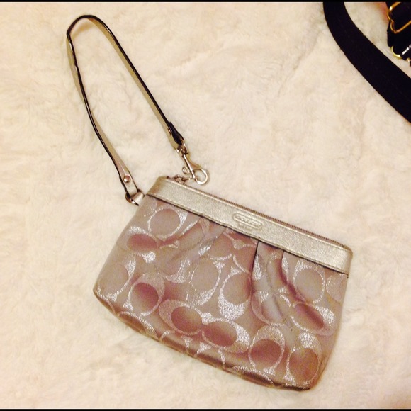 COACH Wristlets wallet