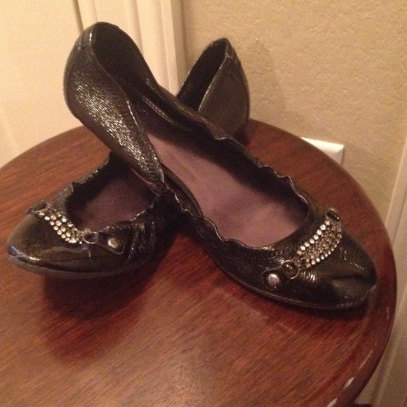 Vera wang flats! Hardly worn