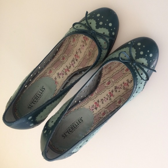 Seychelles Gentleman Caller Pumps