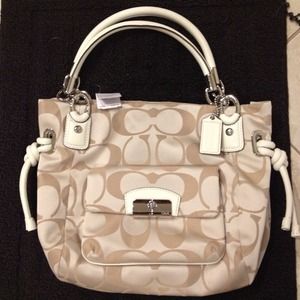NWT coach purse!!