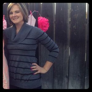 Black/grey/maternity /sweater. Small