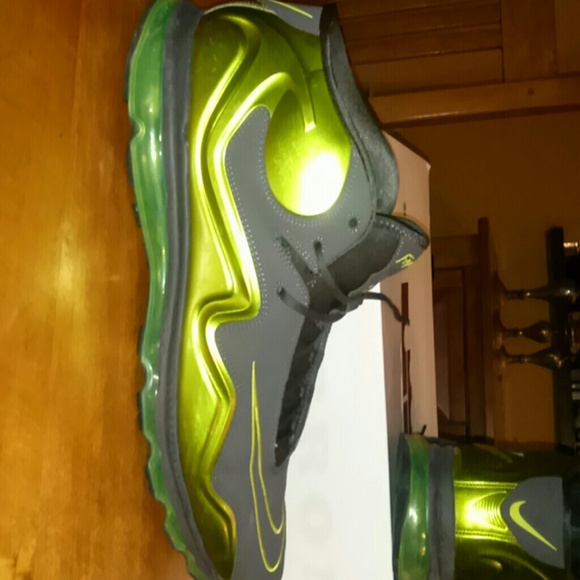 Nike flyposites - Picture 1 of 4