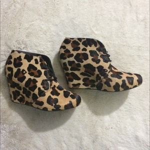 Steve Madden Leopard Wedge Ankle Booties GALAXEY