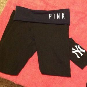 VS Pink New York Yankees Yoga Pant⚾⚾⚾