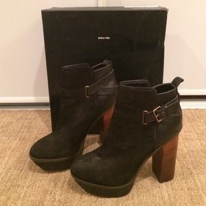 Jordanna style shoes by Dolce Vita, worn once.