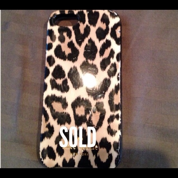 🎀SOLD🎀Cheetah print kate spade iPhone 5 case