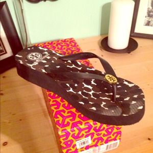 Authentic Tory Burch Flip Flops