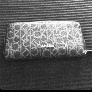 calvin klein wallet