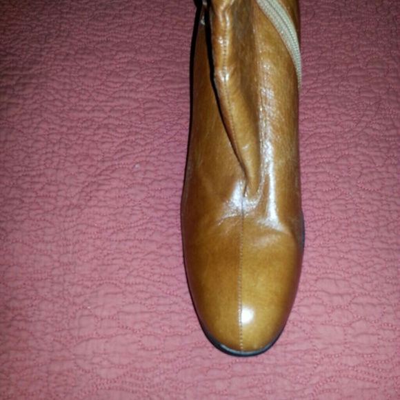 Cognac leather boot - Picture 2 of 3