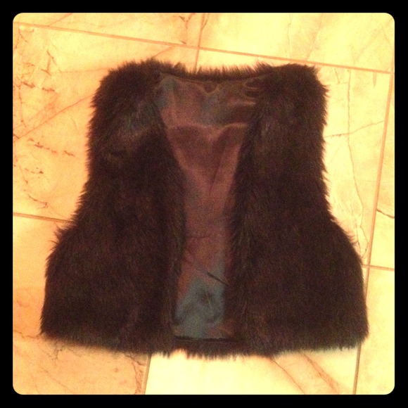 Faux fur vest - Picture 1 of 1