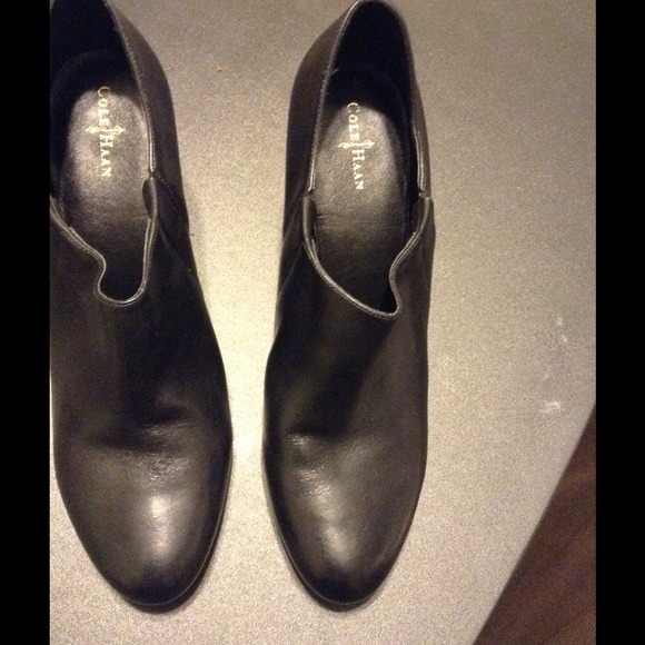 ❗️SOLD❗️Cole Haan ankle boots