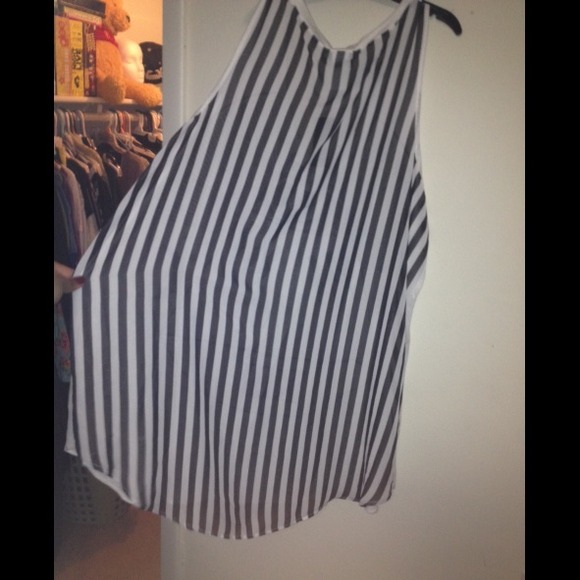 Brand new high low tank. - Picture 2 of 2