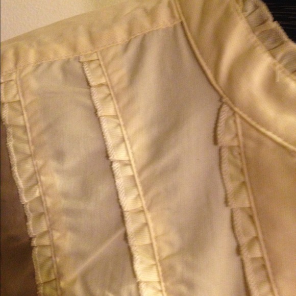 Ruffle button down shirt - Picture 3 of 3