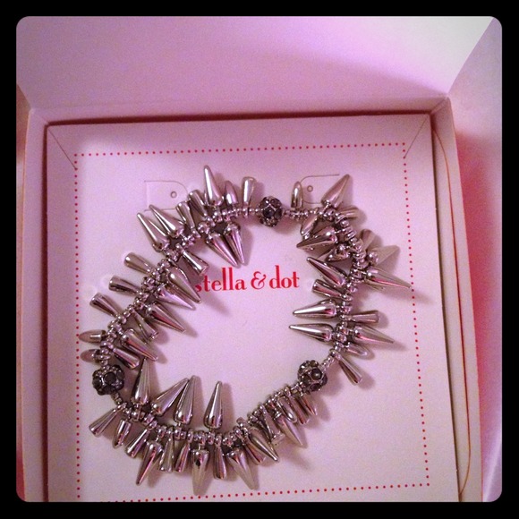 Silver Stella & Dot Renegade bracelet - NWT!!