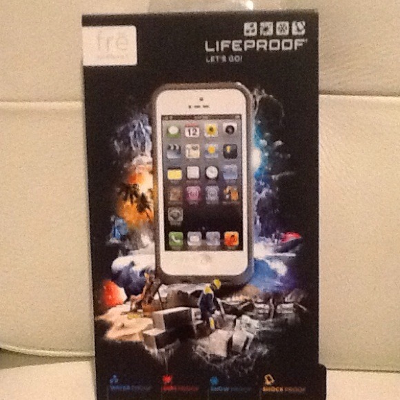 LifeProof & Mophie bundle 4 maccineanderson
