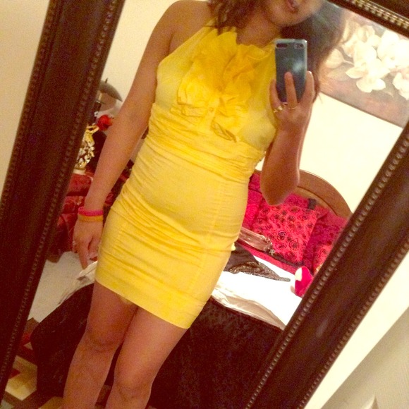 "Price Cut" Yellow backless dress