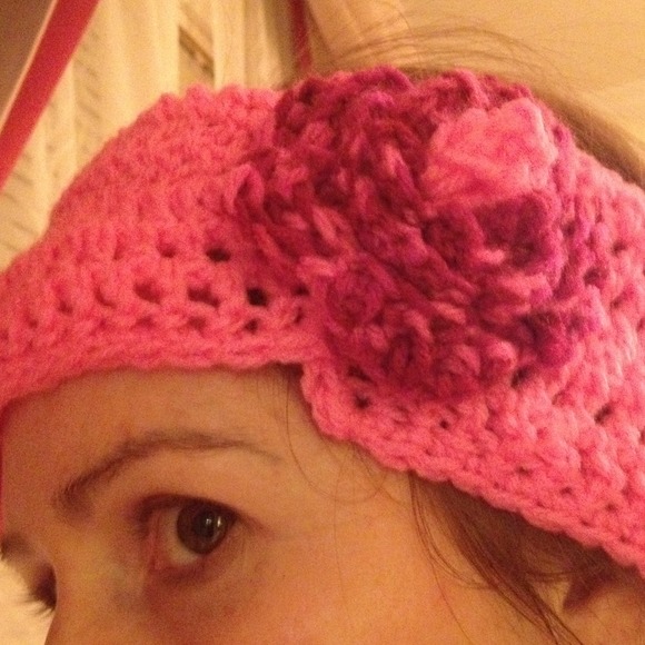 Scarf and head warm .