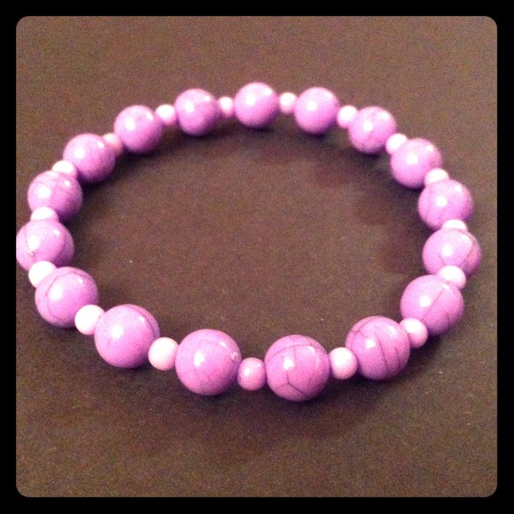 Jewelry - Purple Elastic Beaded Bracelet