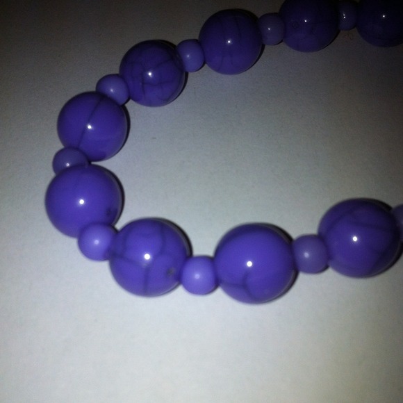 Purple Elastic Beaded Bracelet - Picture 3 of 4