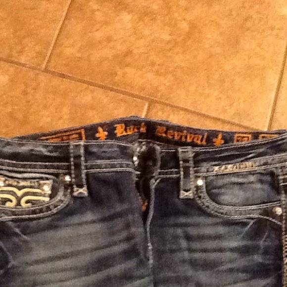 TRADED - Picture 3 of 3