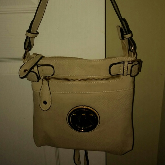 No crossbody bag - Picture 1 of 1