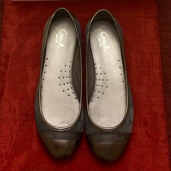 🌟SOLD🌟 Coach Cecile Flats