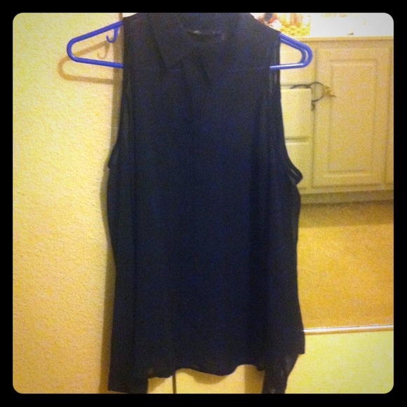 ⛔️SOLD⛔️F21 cut off shoulder black chiffon top