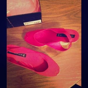 Steve Madden wedges never worn