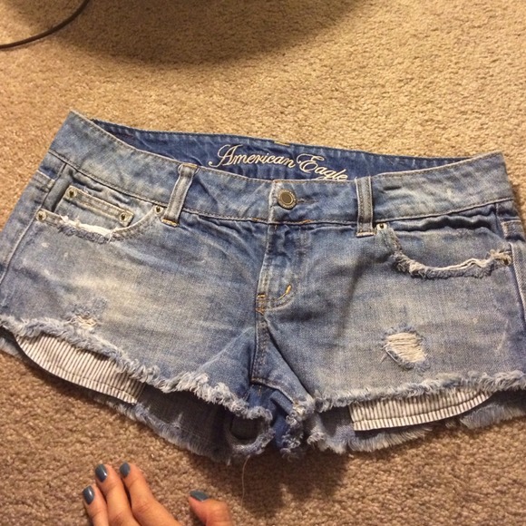 ARO SHORTS