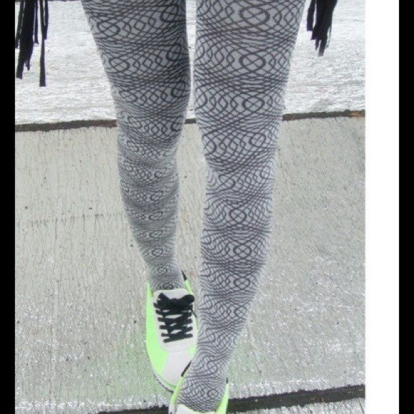 Circle lines tights