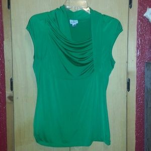 Super nice amd comfy Worthington top