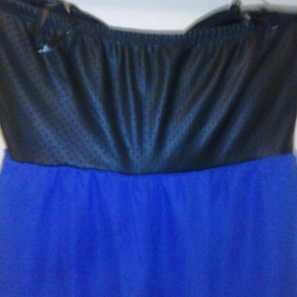 Black and blue faux leather hi-lo dress - Picture 4 of 4