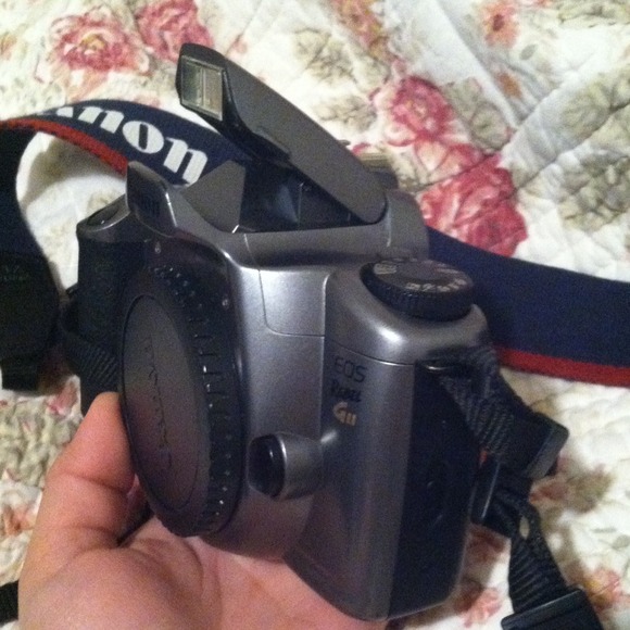 Used Canon EOS Rebel GII (film) - Picture 2 of 4