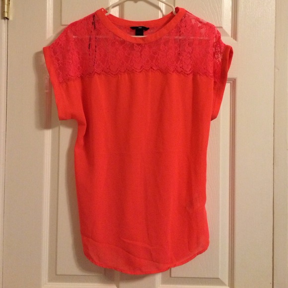H&M lace top