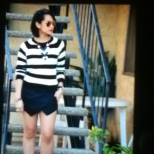 SUPER CUTE NWT ORIGAMI SKORT