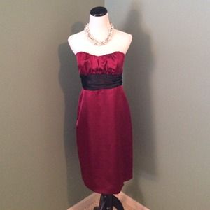 Valentines red strapless sweetheart cocktail dress