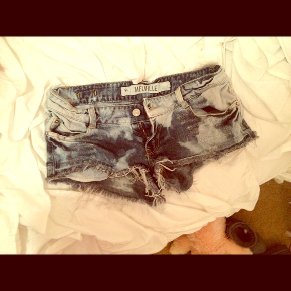 Brandy Melville shorts