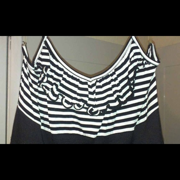 ❤️Forever21 Summer Dress❤️ - Picture 2 of 4